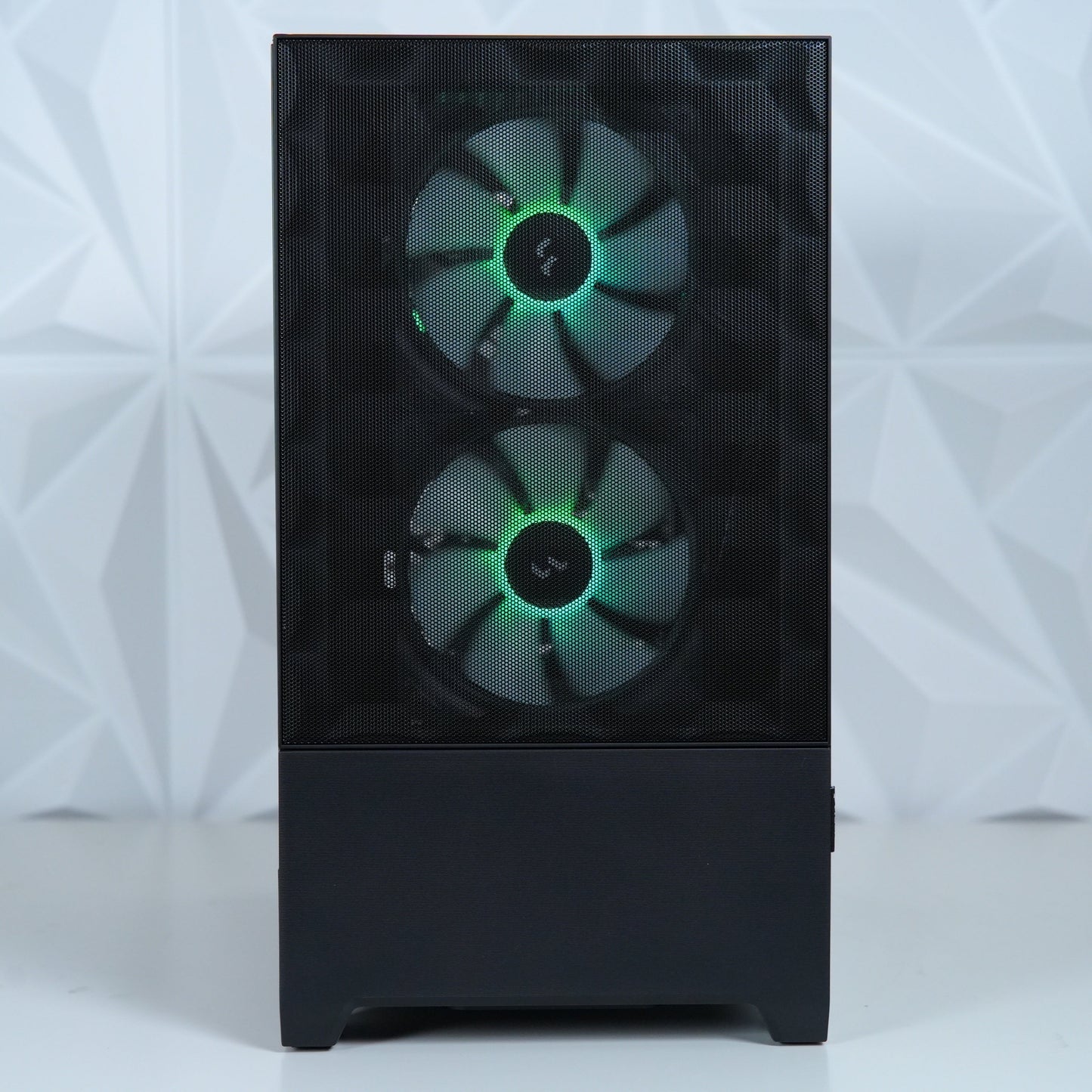 PCxtend AIR Gaming Pc (Ryzen 5 5600 - RTX 4060 - 2TB SSD - 32GB RAM - Win 11 Pro)