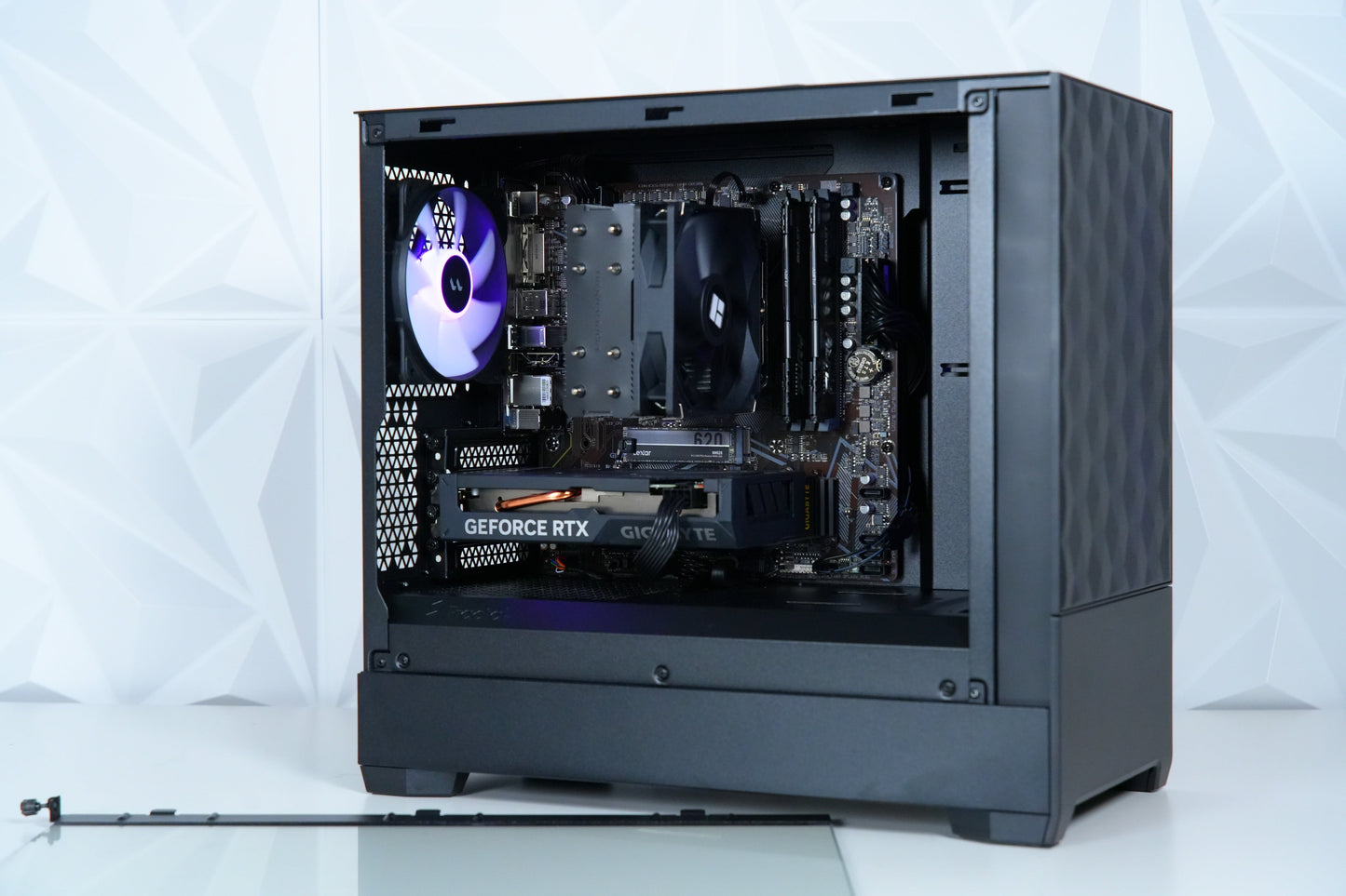 PCxtend AIR Gaming Pc (Ryzen 5 5600 - RTX 4060 - 2TB SSD - 32GB RAM - Win 11 Pro)