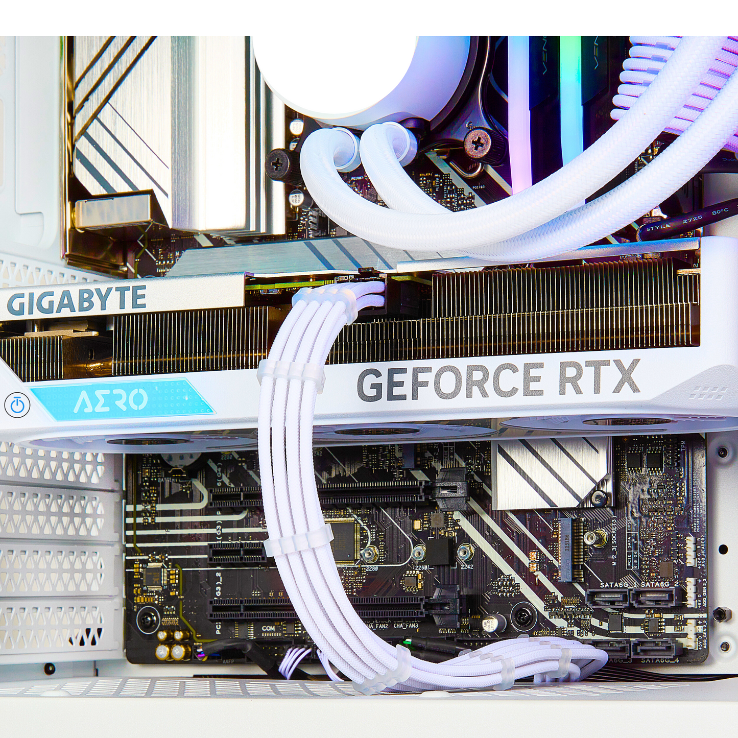 PCxtend Snow White Gaming PC – AMD Ryzen 7 7800X3D - GeForce RTX 4090 - 32GB DDR5 - 2TB SSD - Win 11 Pro