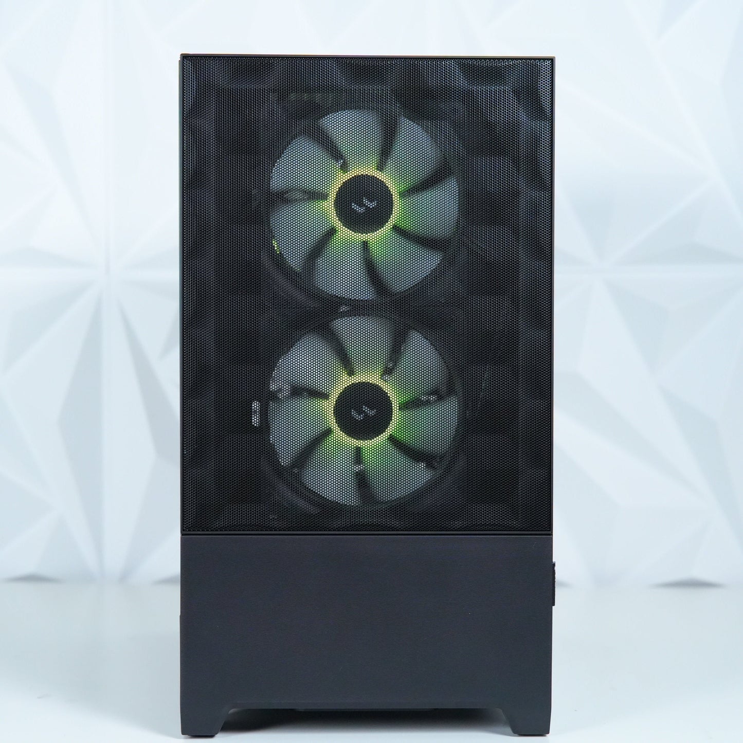 PCxtend AIR Gaming Pc (Ryzen 5 5600 - RTX 4060 - 2TB SSD - 32GB RAM - Win 11 Pro)